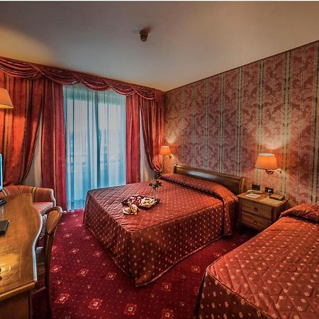 Hotel Valdarno Montevarchi Exteriör bild